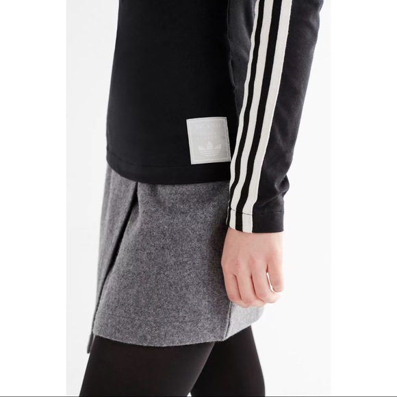 UO Adidas Originals Adibreak Long Sleeve Tee - Picture 5 of 10